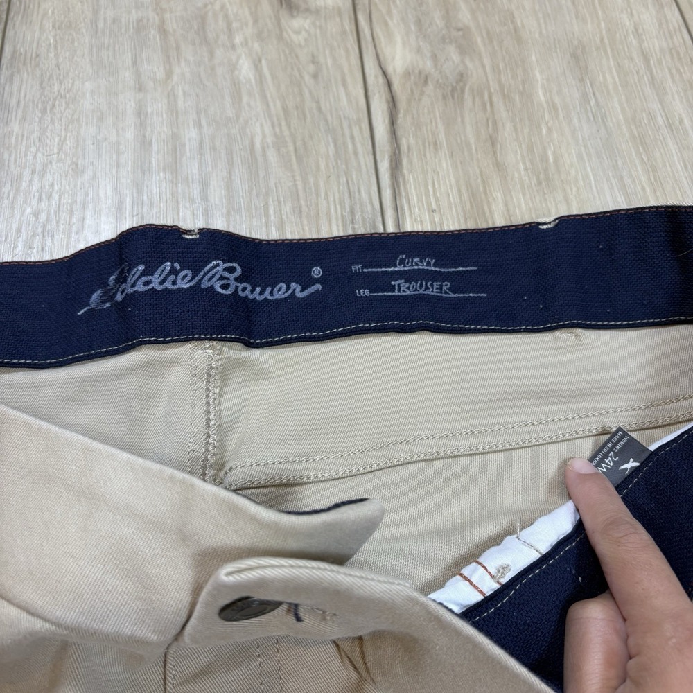 Eddie Bauer‎ Stretch Bootcut Trouser Pants Curvy Fit Women's SZ 24 khaki Tan - Picture 6 of 8